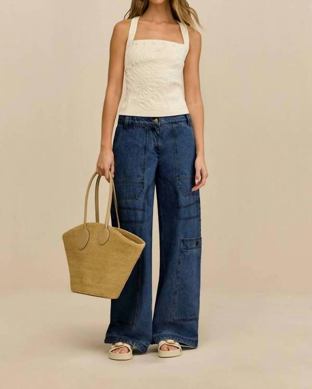 NEW CULT GAIA stella top in off white